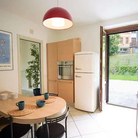 Willa Grel - By Myhomeincomo *