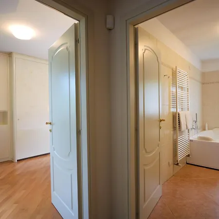 Willa Grel - By Myhomeincomo