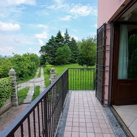 Grel - By Myhomeincomo Villa *