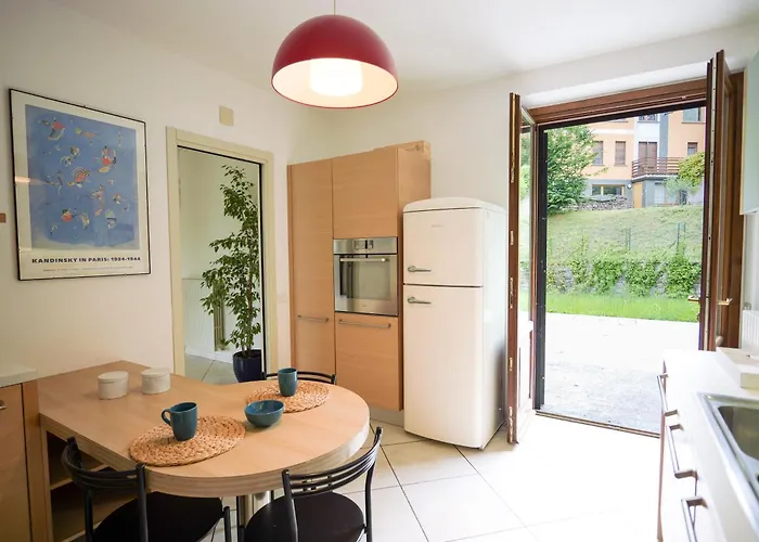 Βίλα Grel - By Myhomeincomo *