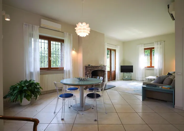 Grel - By Myhomeincomo Βίλα *