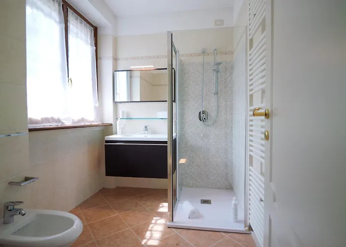 Grel - By Myhomeincomo Βίλα *