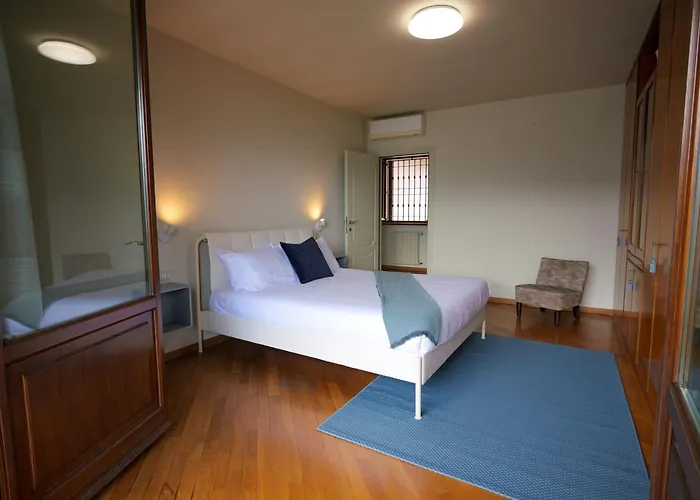 Grel - By Myhomeincomo Βίλα